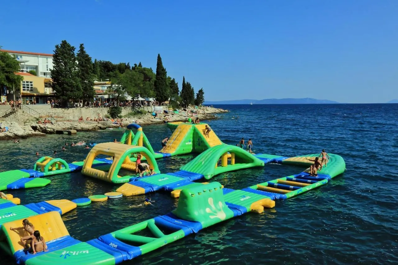 Apartments With A Parking Space Rabac, Labin - 6464 Chorwacja